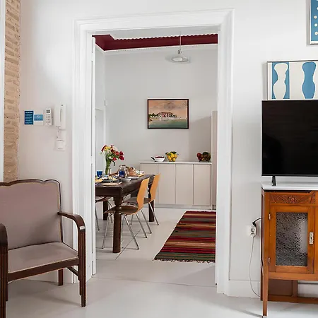 Athenian Cypress House Apartment *